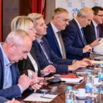 EU_ambasadori_posjeta_10_2022-5-150x150 Šef Delegacije EU i ambasadori 12 zemalja u posjeti općinama Žepče, Tešanj i Teslić